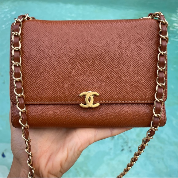 Chanel Interlocking CC Goatskin 1997-1999 Wallet on Chain in Tan - Picture 4 of 16